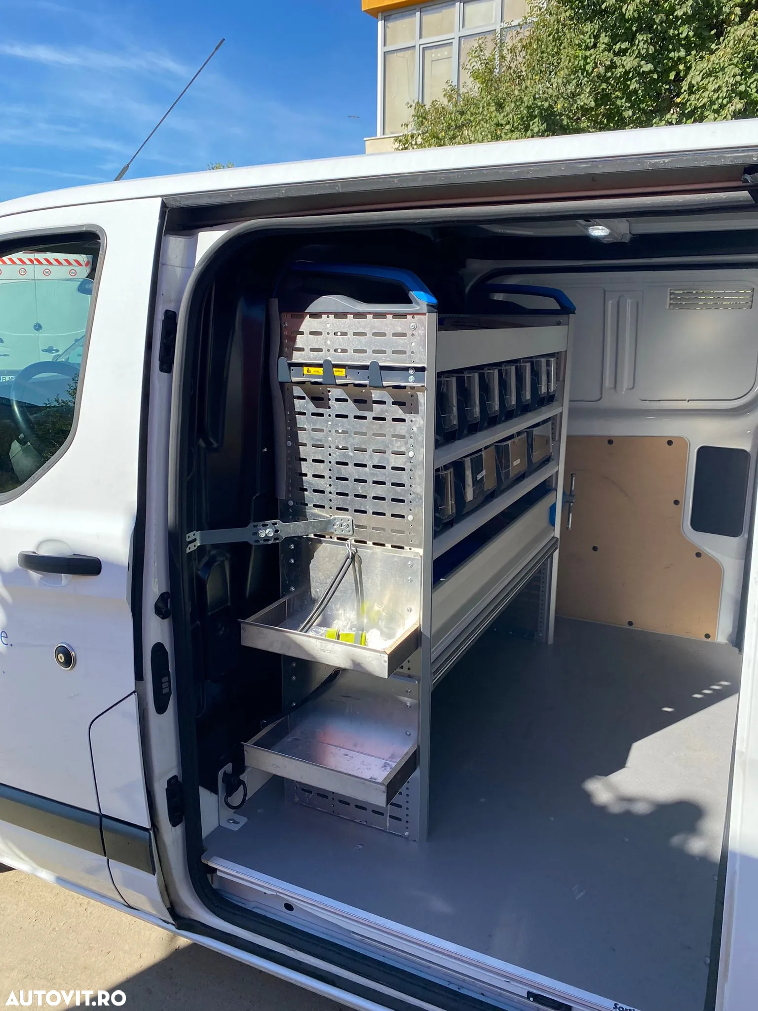 Ford Transit Custom DCIV 320 2.0 EcoBlue 170 CP L2H1 Trend Aut. - 9