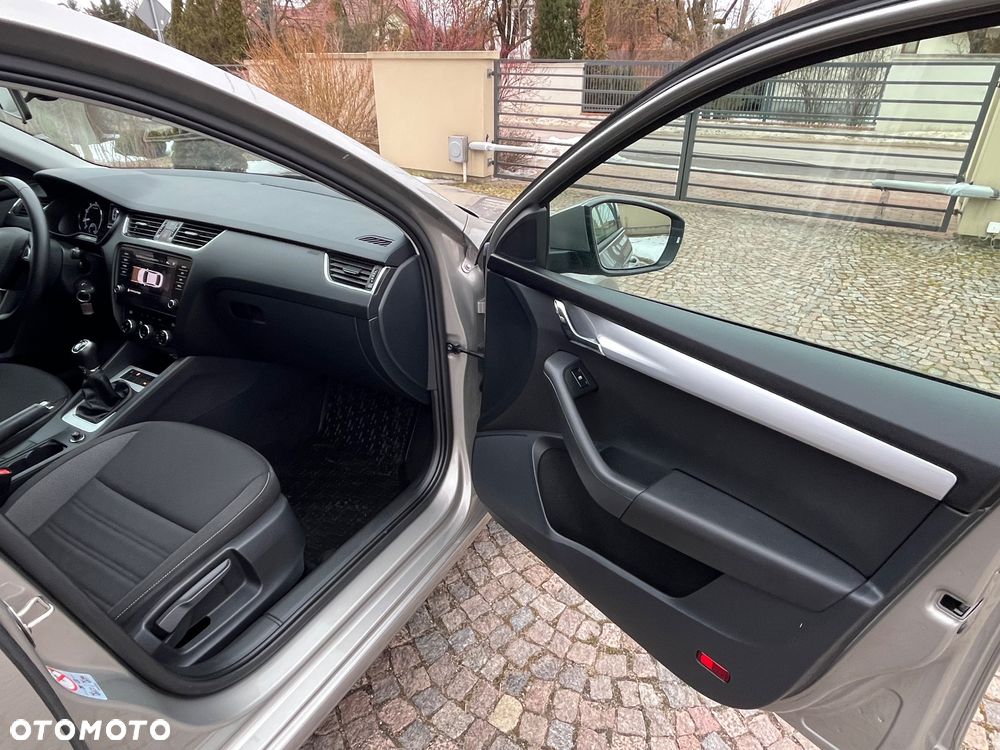 Skoda Octavia 1.4 TSI Ambition - 25