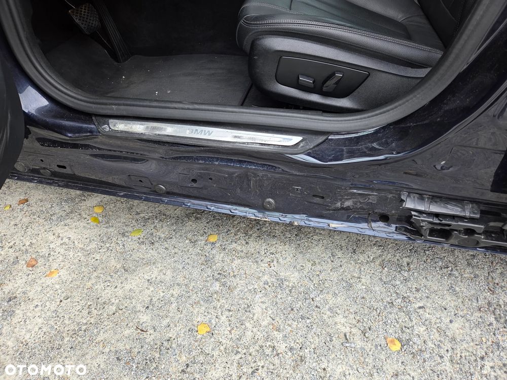 BMW Seria 5 520d M Sport Edition - 9