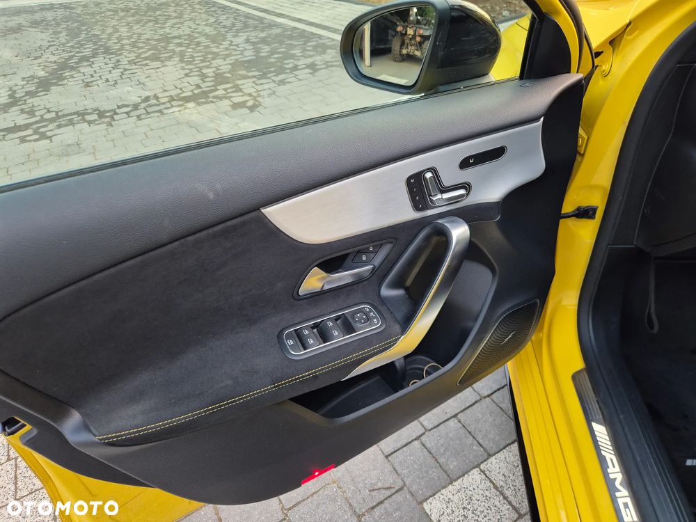 Mercedes-Benz Klasa A 45 S AMG 4-Matic Special Edition 1 8G-DCT - 21