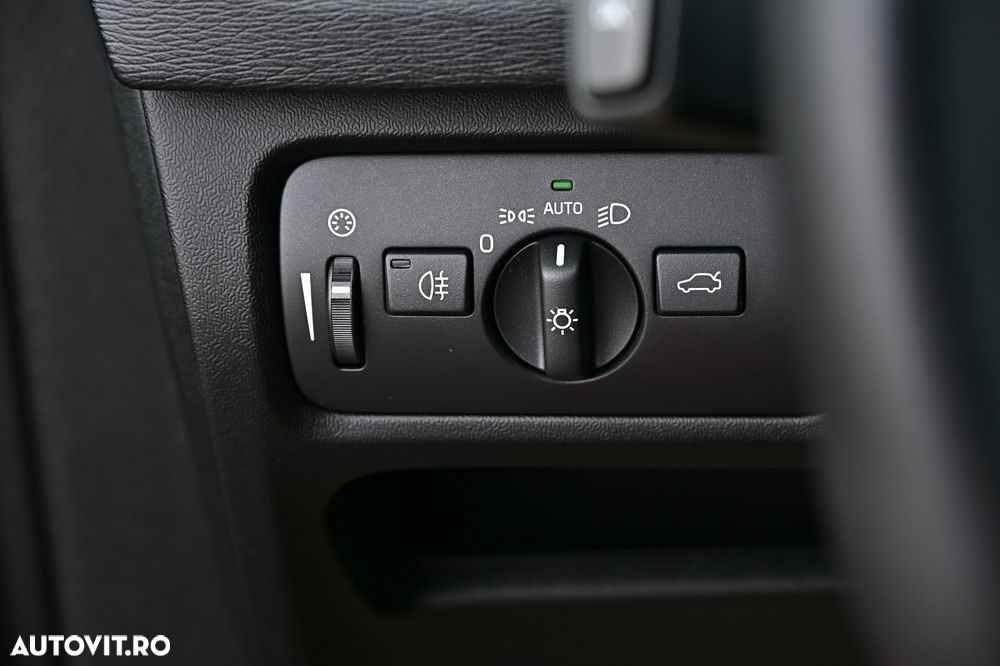 Volvo V40 - 28
