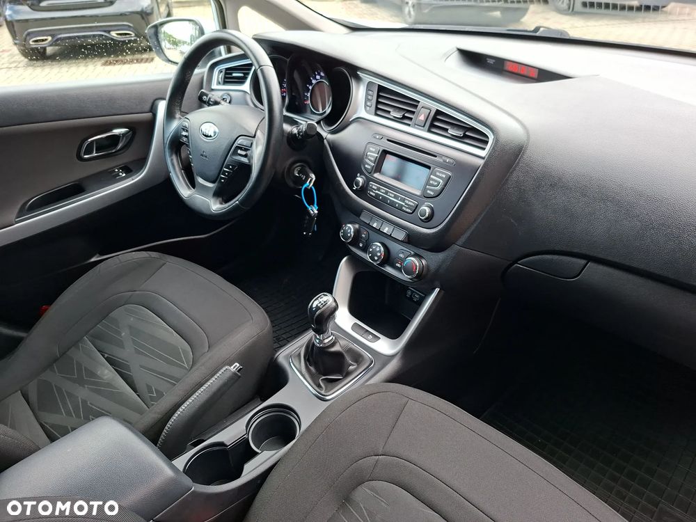 Kia Ceed 1.4 S - 31