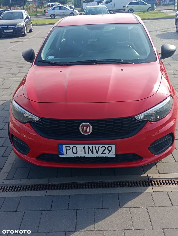 Fiat Tipo 1.4 16v Lounge EU6d - 3
