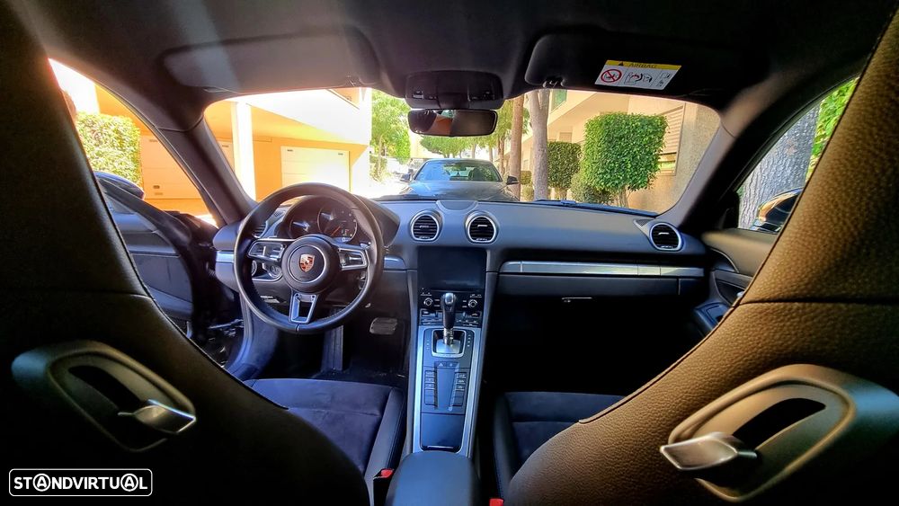 Porsche 718 - 9