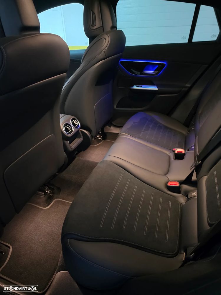 Mercedes-Benz GLC 300 - 11