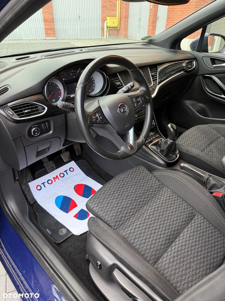 Opel Astra 1.6 T Enjoy S&S - 30