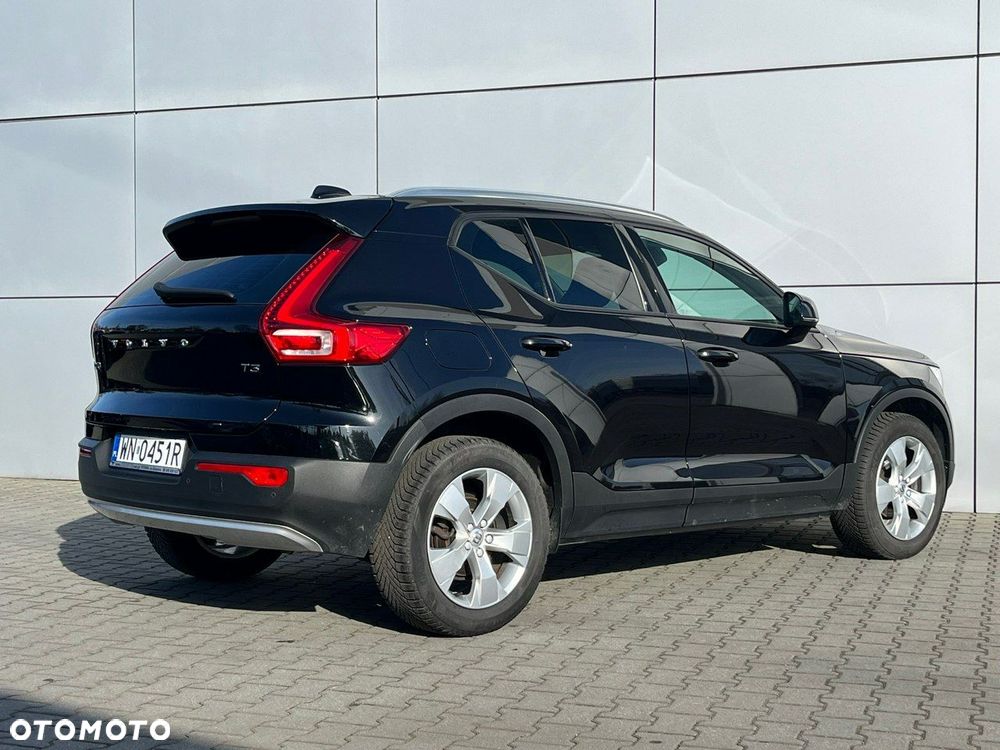 Volvo XC 40 T3 Momentum Pro - 10