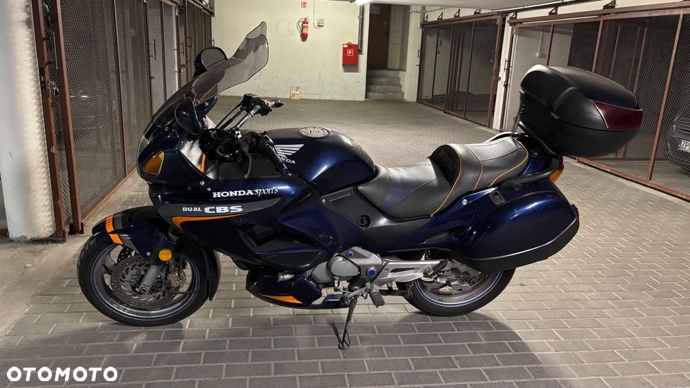 Honda NTV - 1