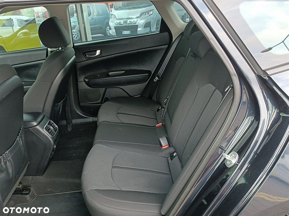 Kia Optima - 18