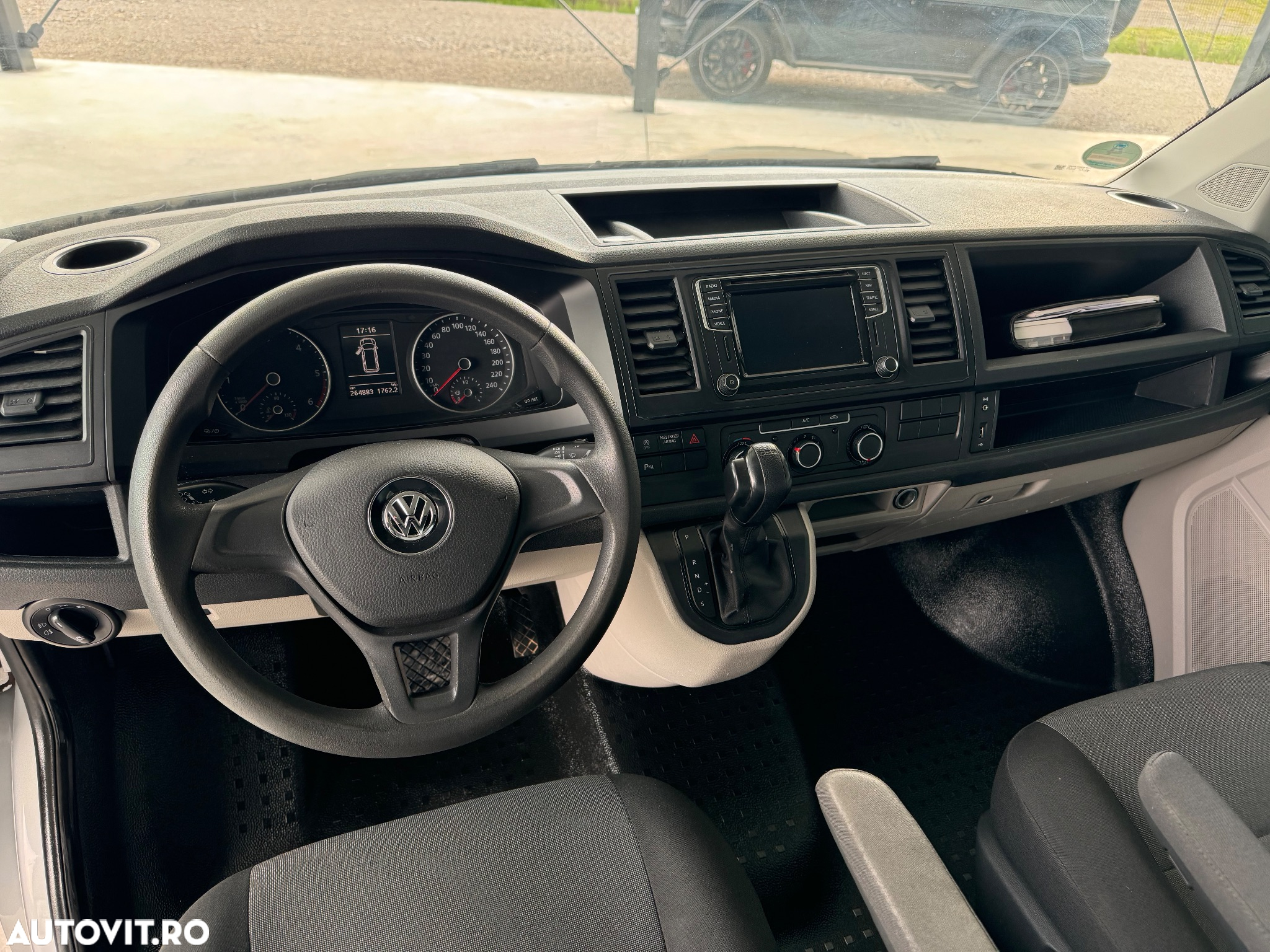 Volkswagen Transporter T6 - 7