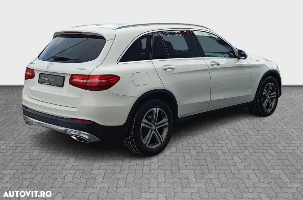 Mercedes-Benz GLC 250 4MATIC - 9