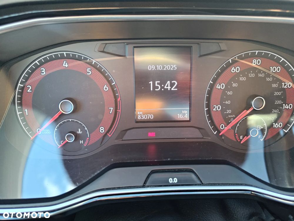 Volkswagen Jetta - 22