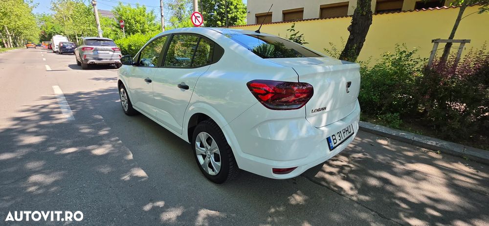 Dacia Logan TCe 90 Essential - 4