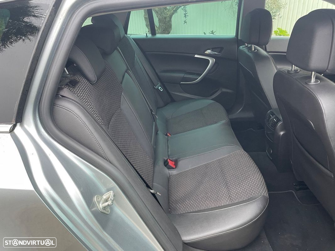 Opel Insignia Sports Tourer 2.0 CDTi Selection S/S - 17
