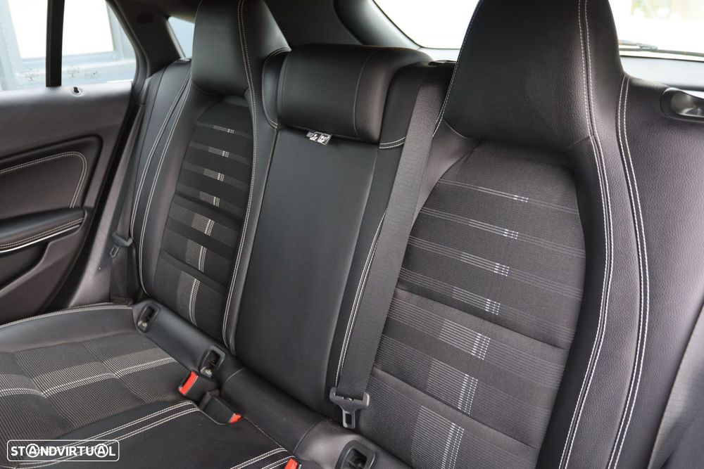 Mercedes-Benz CLA 180 d Shooting Brake Urban - 19