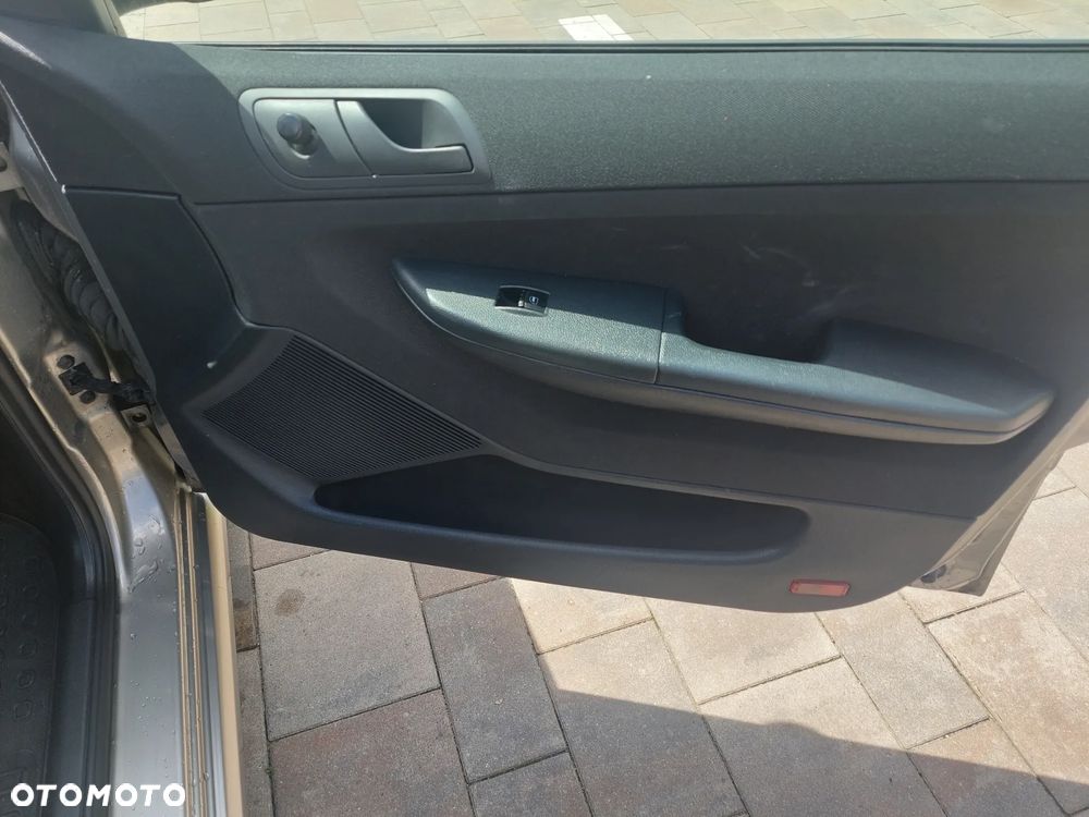 Skoda Fabia 1.2 12V Ambiente - 25