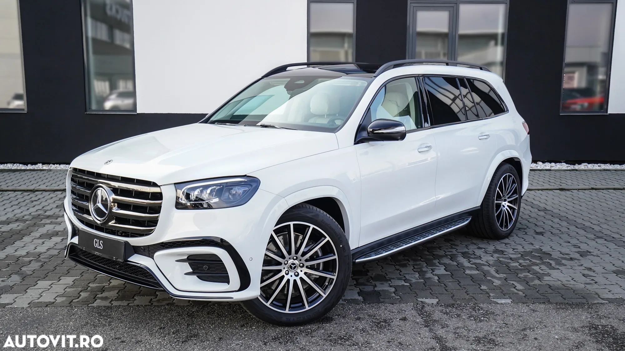 Mercedes-Benz GLS 450 4Matic 9G-TRONIC AMG Line Advanced Plus - 1