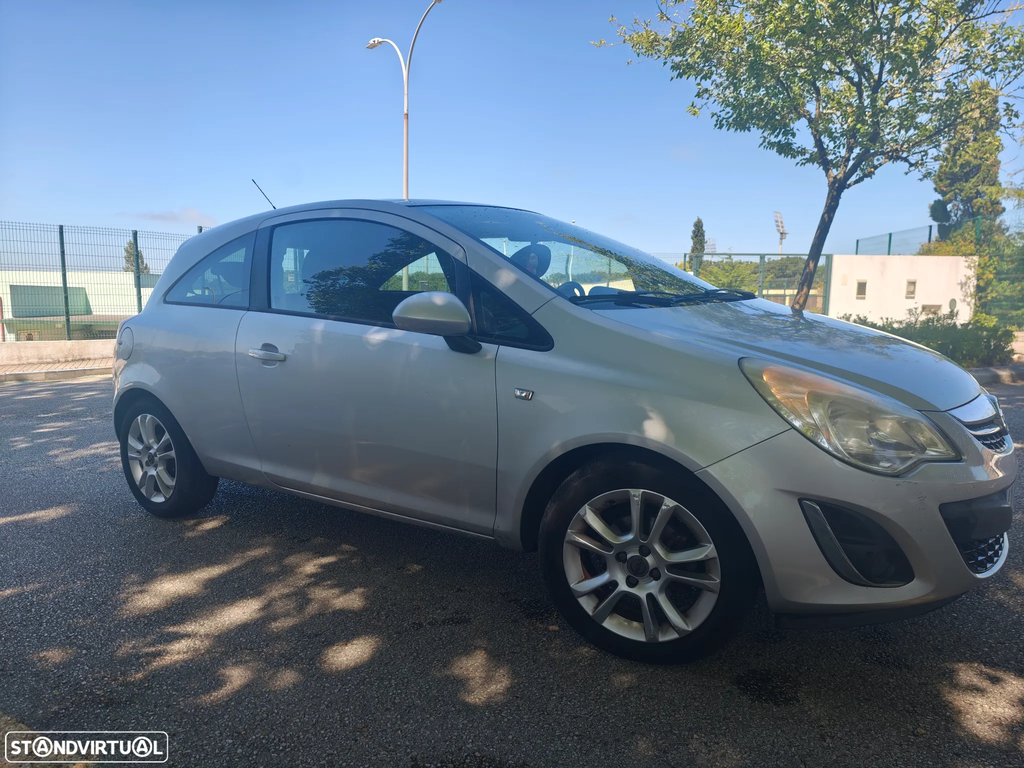 Opel Corsa 1.2 Street Edition - 19