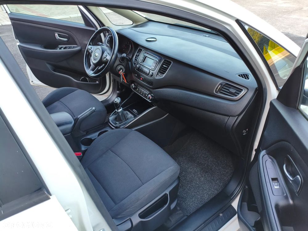 Kia Carens 1.7 CRDi L - 22