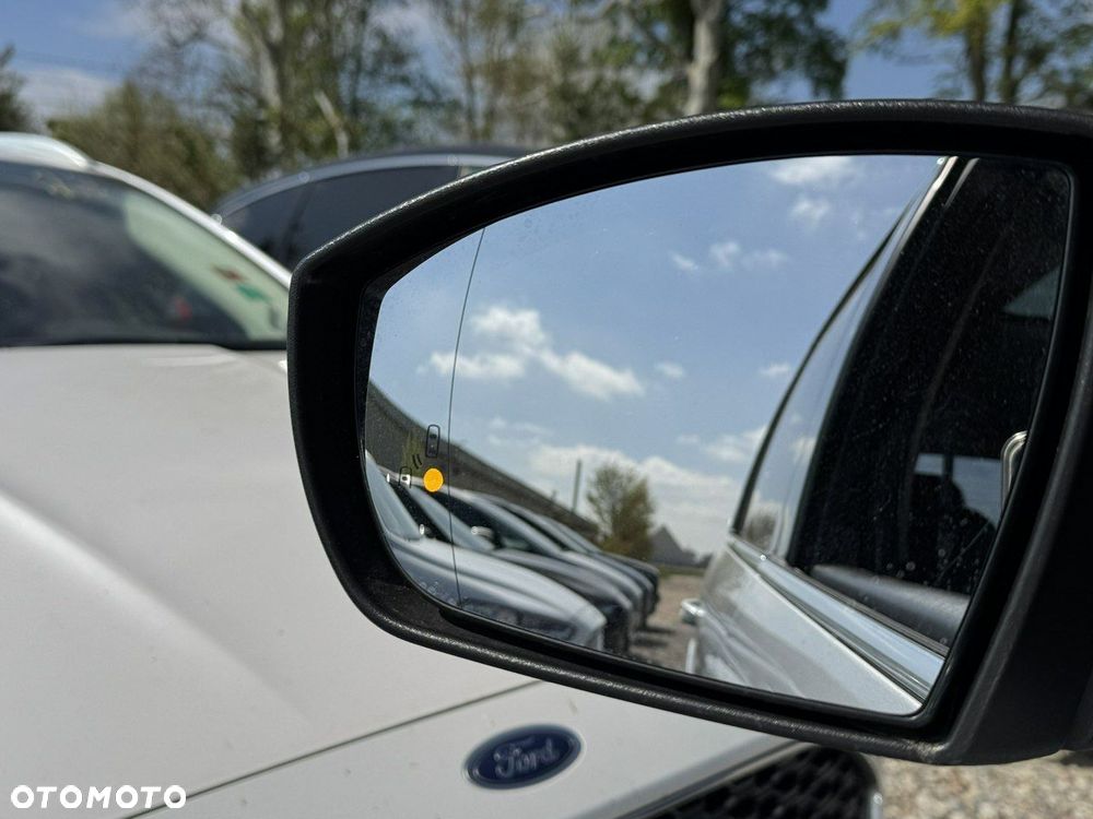 Ford S-Max 2.0 TDCi DPF Titanium X - 34