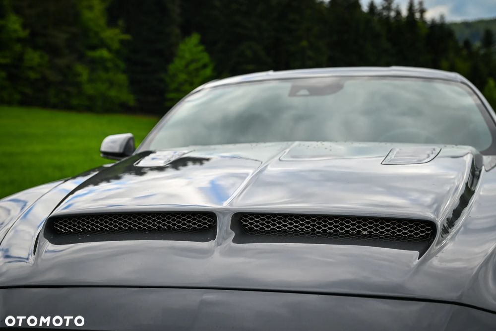 Ford Mustang - 6