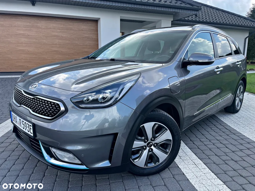 Kia Niro 1.6 GDI Hybrid L Business Line - 11
