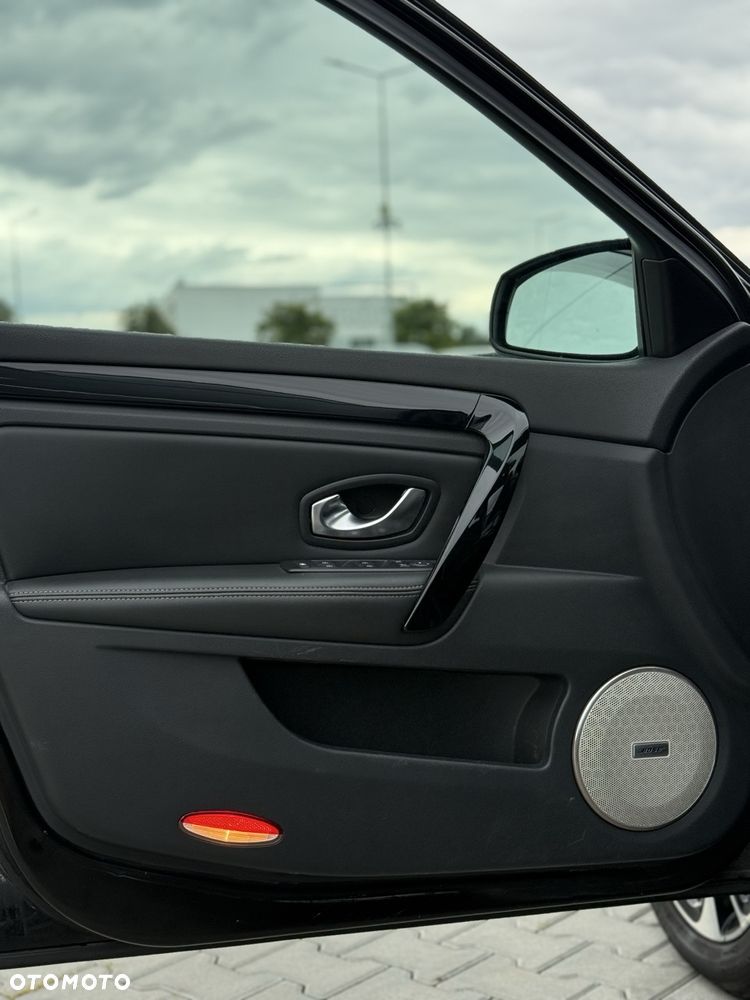 Renault Laguna dCi 110 FAP EDC Bose Edition - 20