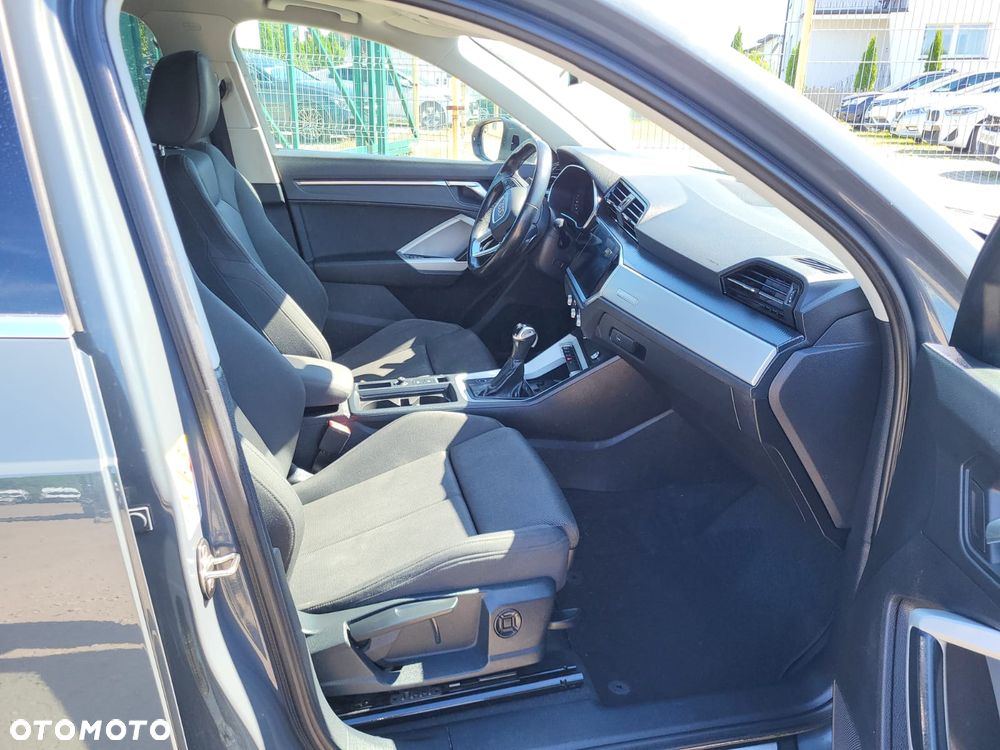 Audi Q3 - 23