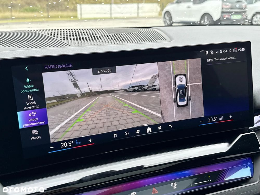 BMW Seria 5 530e xDrive PHEV - 24