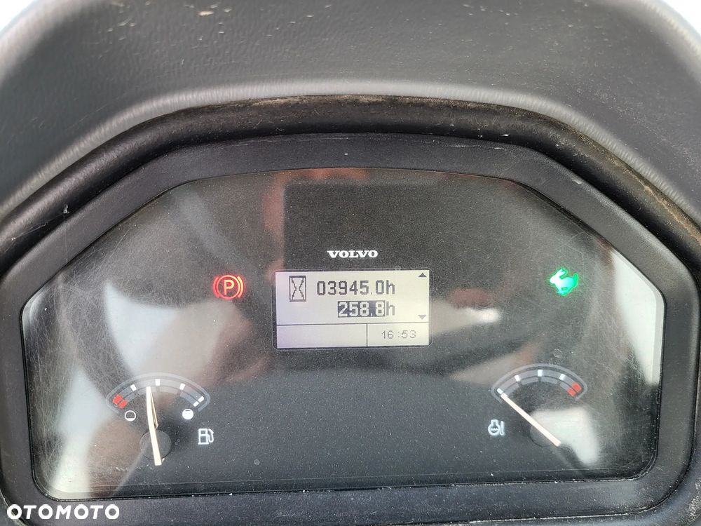 Volvo L 30 G spr z Niemiec 3944 mtg - 10