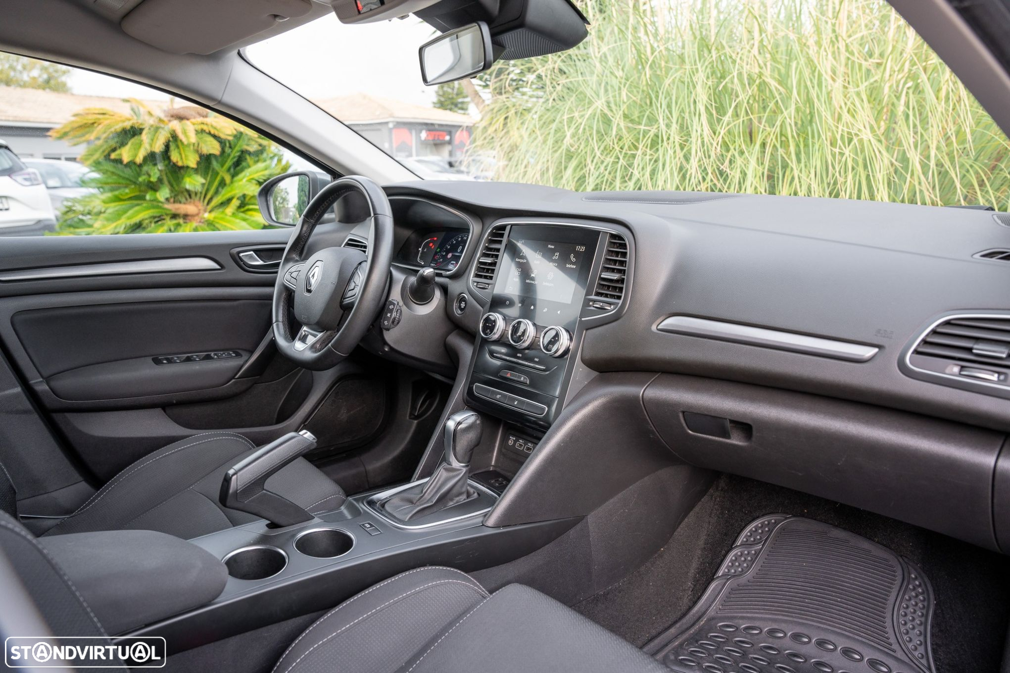 Renault Mégane 1.5 Blue dCi Limited EDC - 21