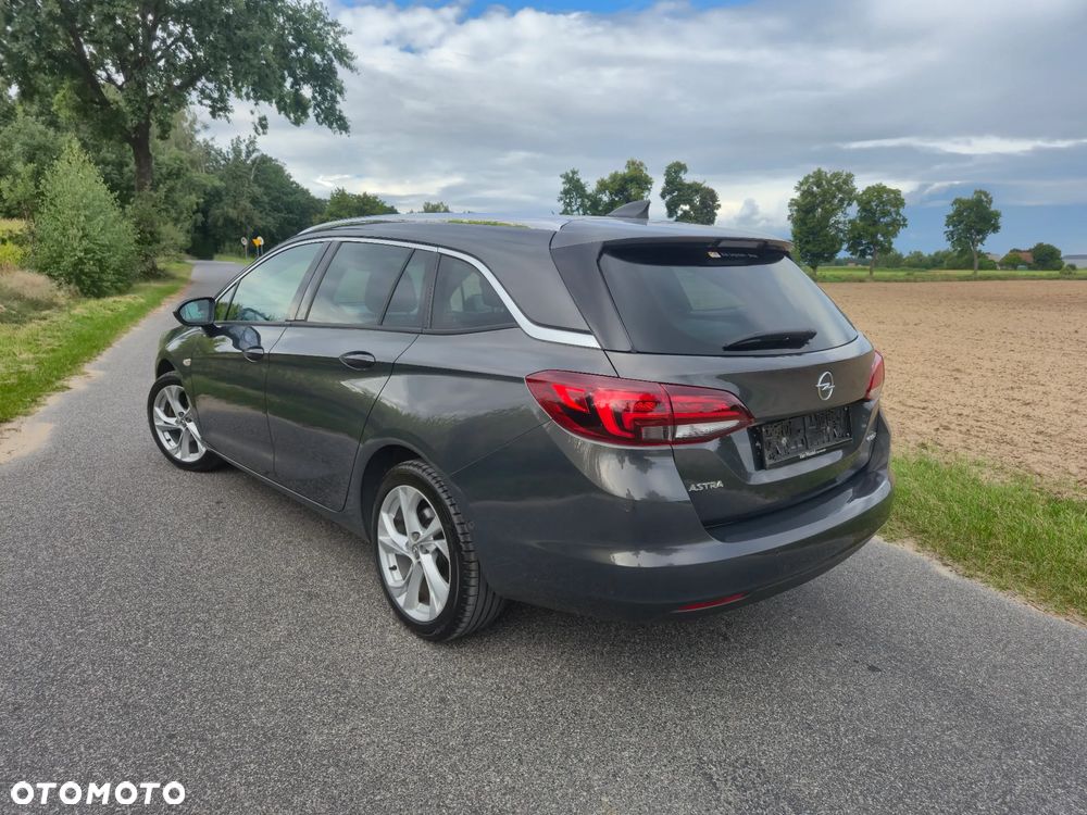 Opel Astra 1.6 CDTI Dynamic - 24