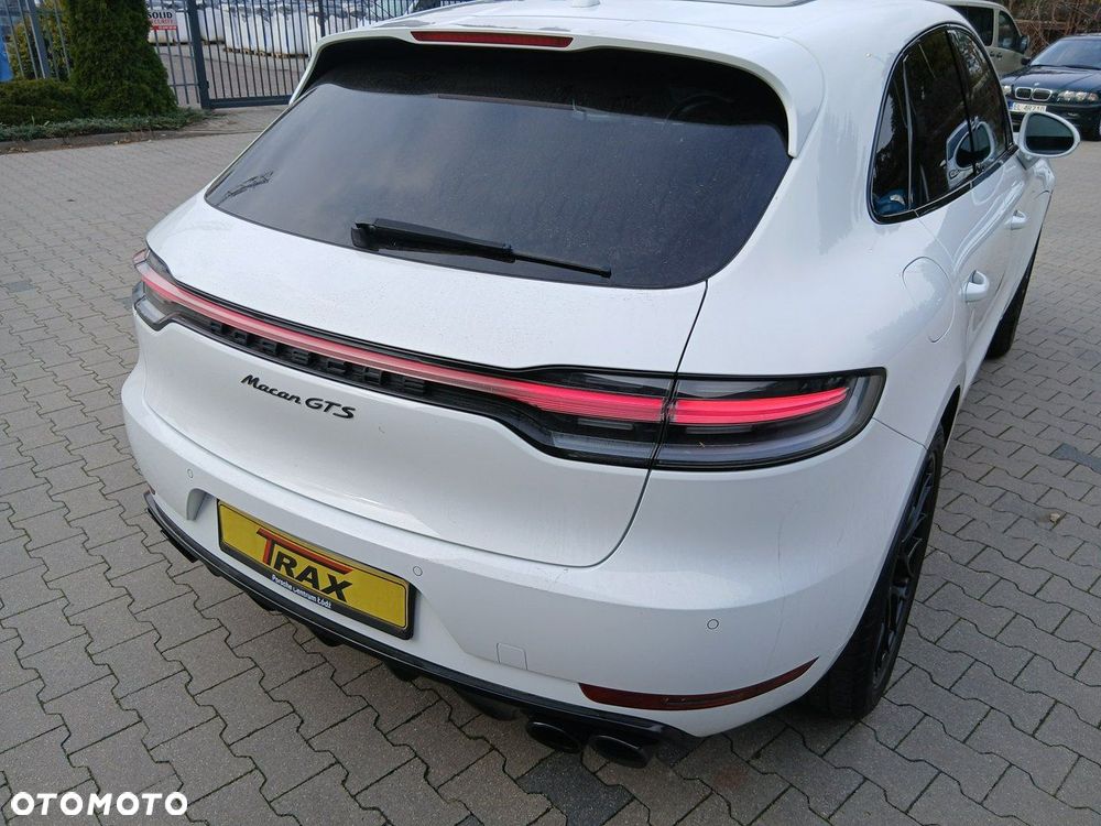 Porsche Macan - 10