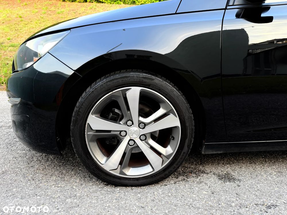 Peugeot 308 1.2 PureTech Active S&S - 23
