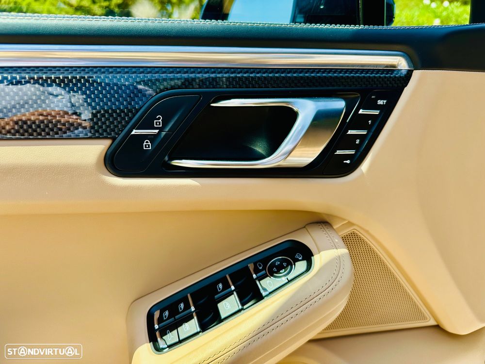 Porsche Macan S - 24