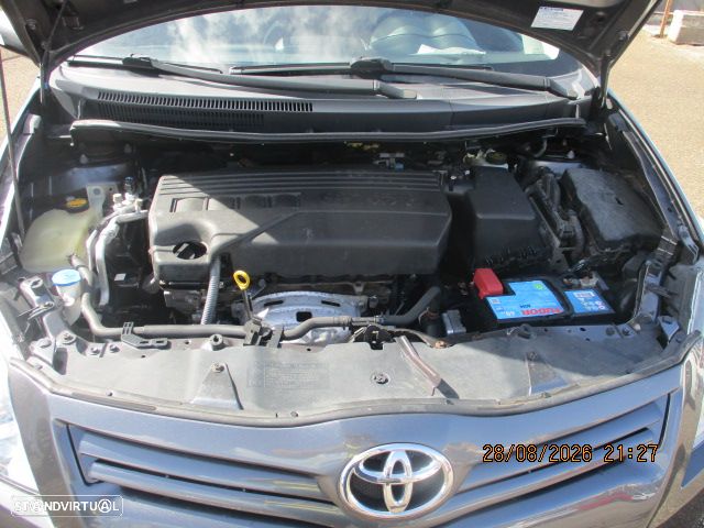 Toyota Auris 1.33 VVT-i ACtive - 12