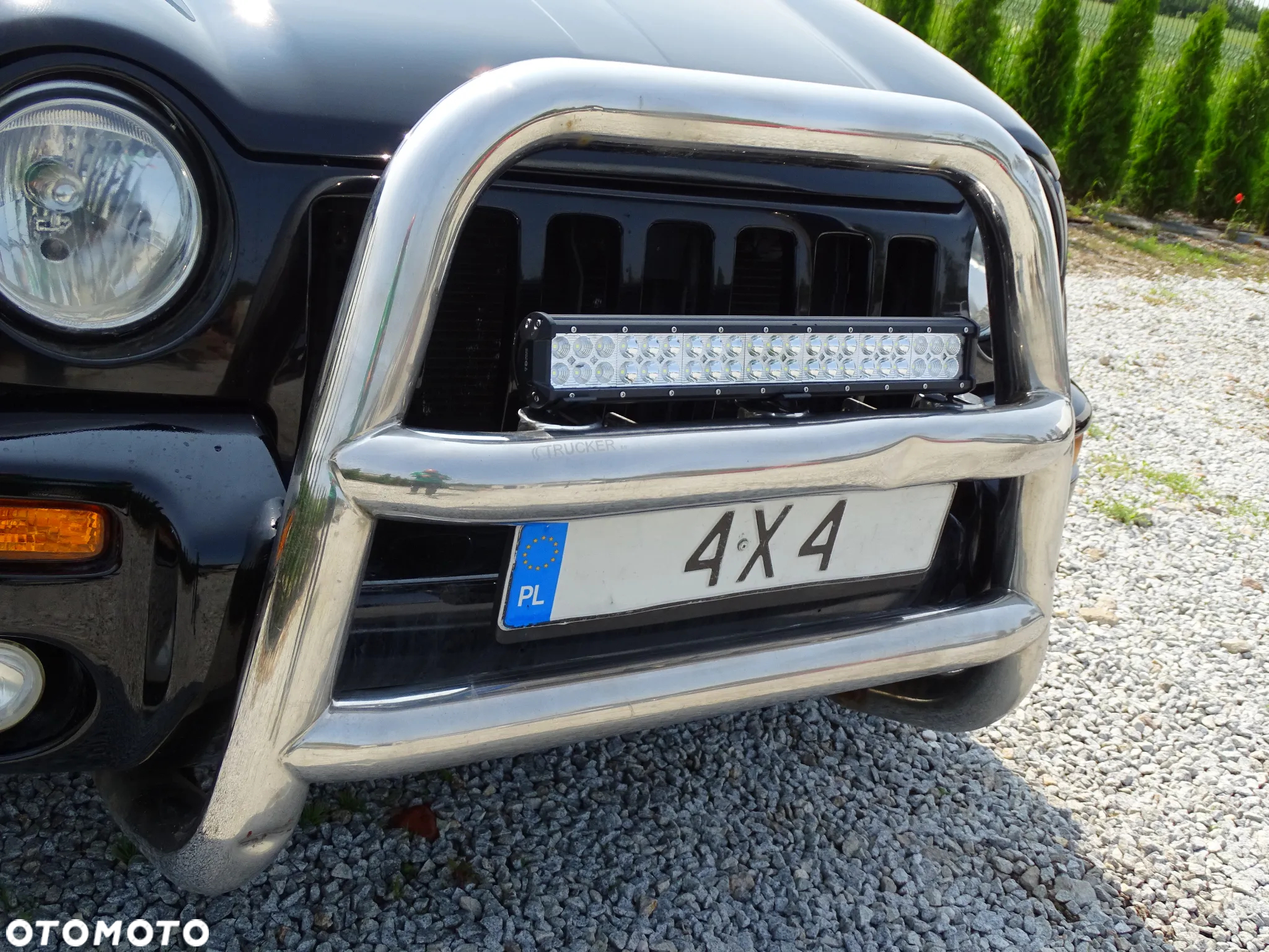 Jeep Liberty 3.7 4x4 - 18