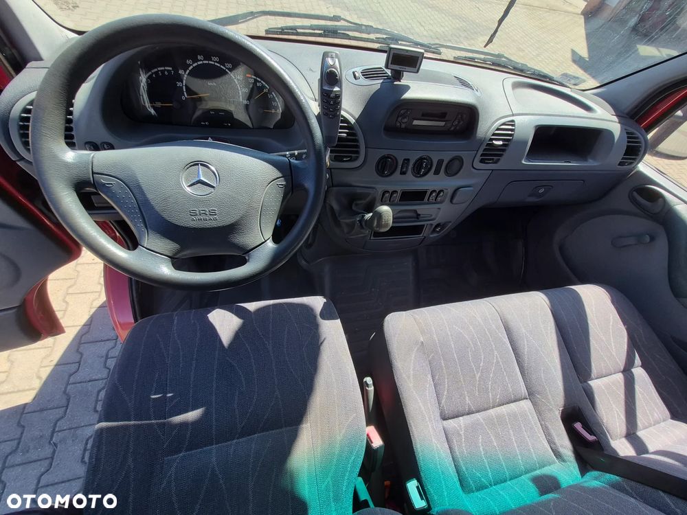 Mercedes-Benz Sprinter - 7