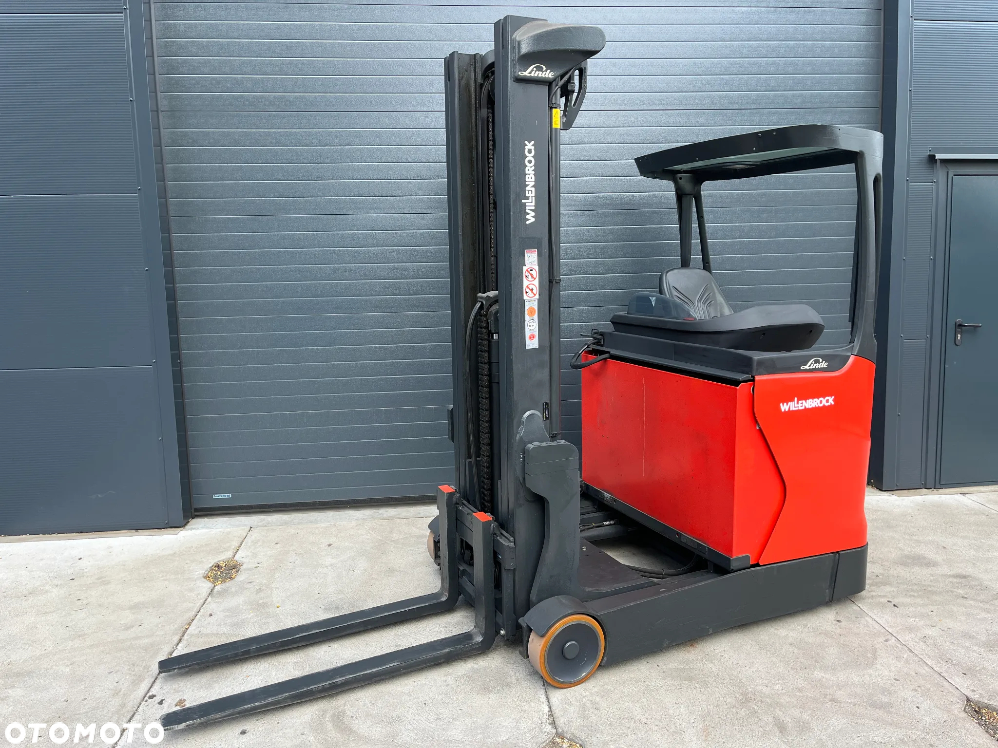 Linde Elektryczny wózek wysokiego składowania R16B / 1120 TRIPLEX przesuw boczny - 2