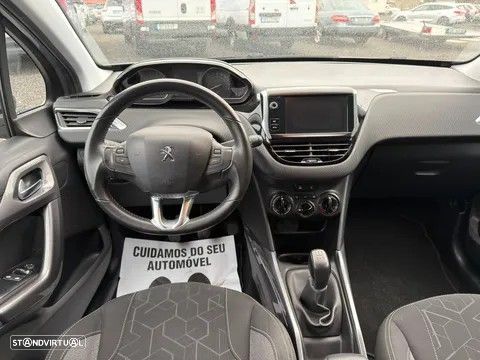 Peugeot 2008 1.2 PureTech Active - 8