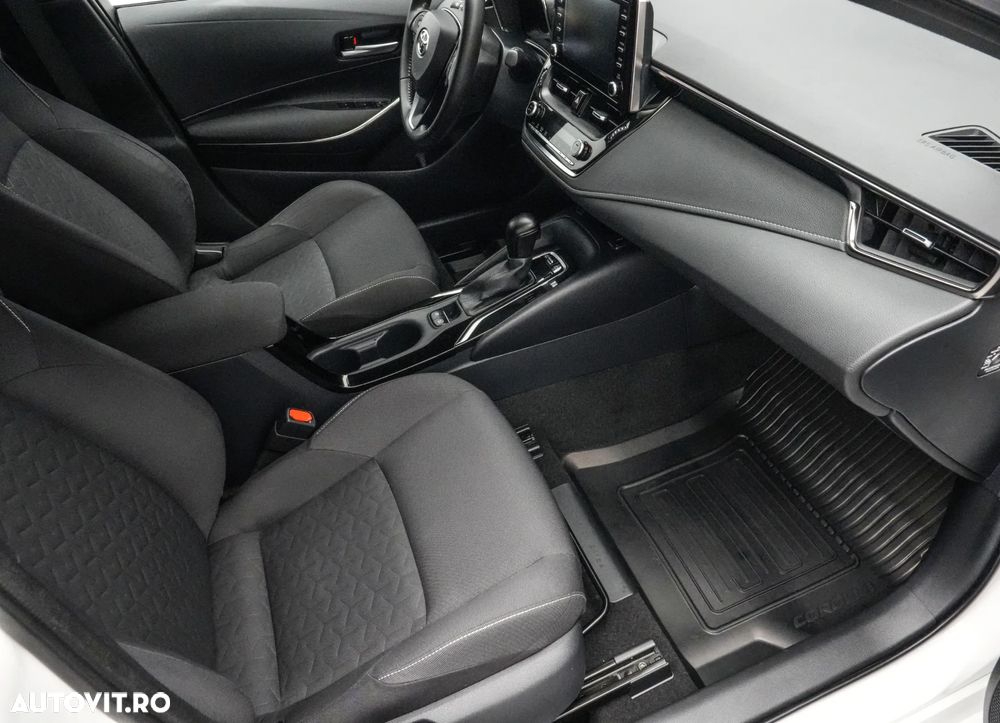 Toyota Corolla 1.8 HSD Dynamic - 12