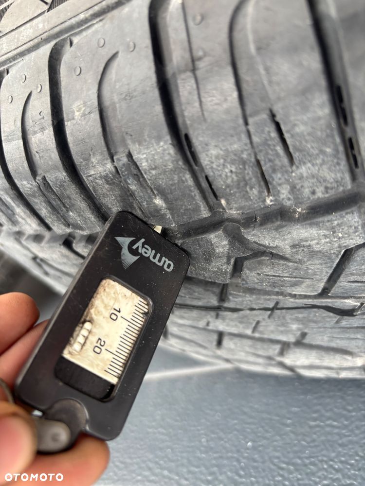 Felgi z Oponami Ford F150 6x135 265/70/17 22r 7.5Jx17 - 16