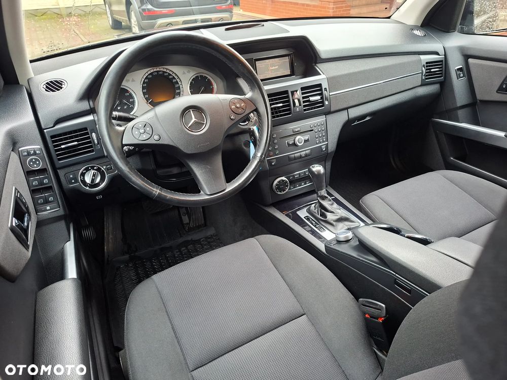 Mercedes-Benz GLK 220 CDI DPF 4Matic BlueEFFICIENCY 7G-TRONIC - 19