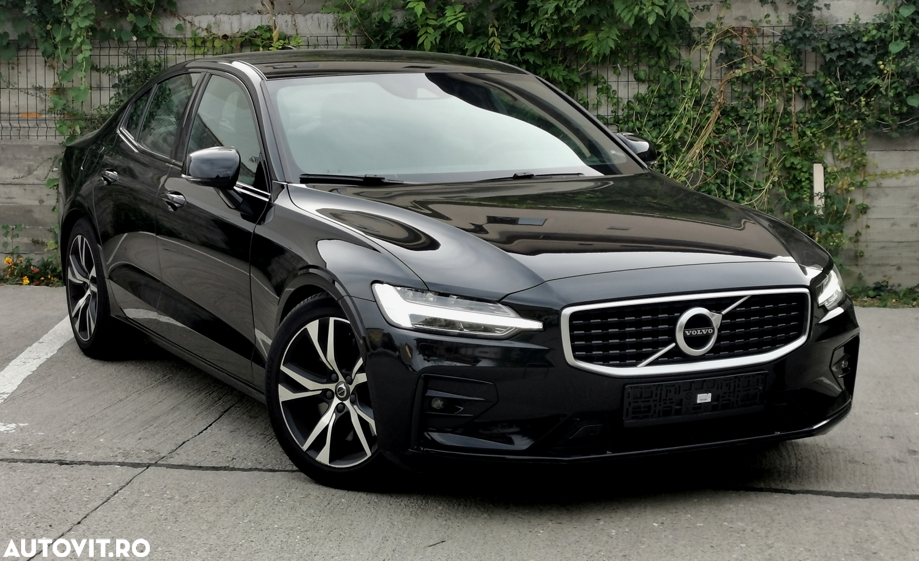Volvo S60 T5 R-Design - 21