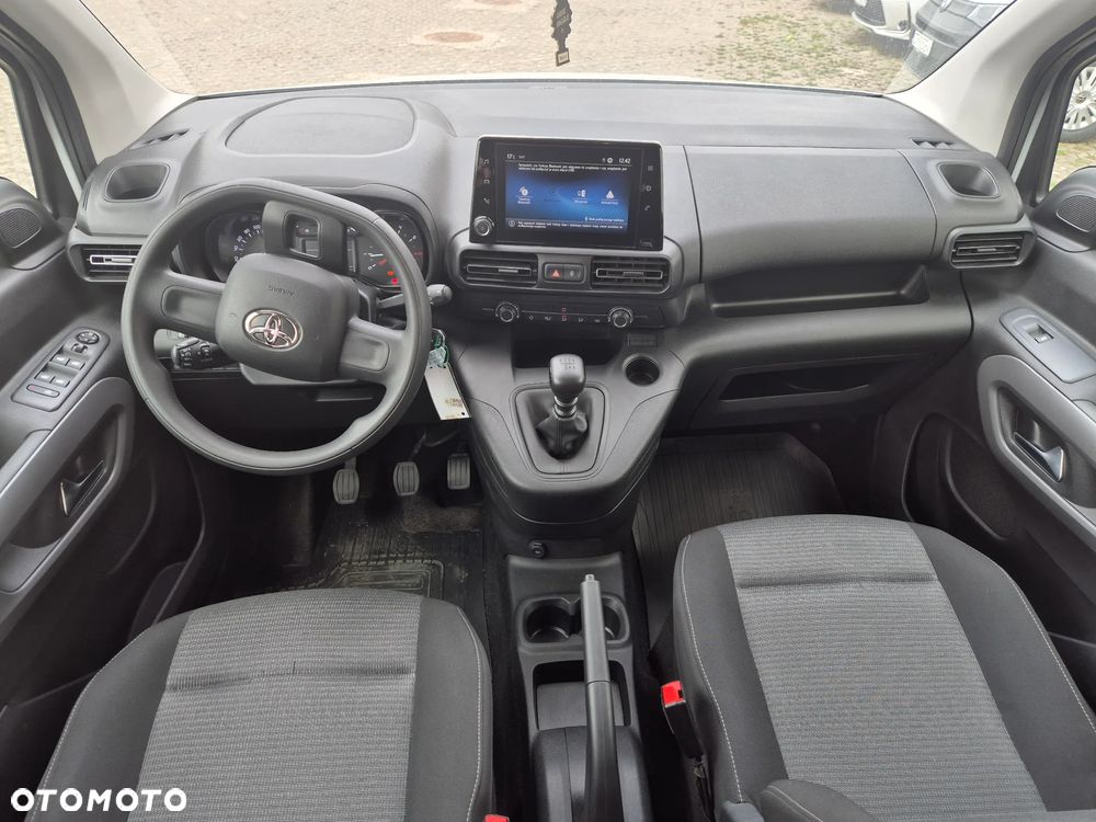 Toyota Proace City Verso 1.5 D-4D Business - 11