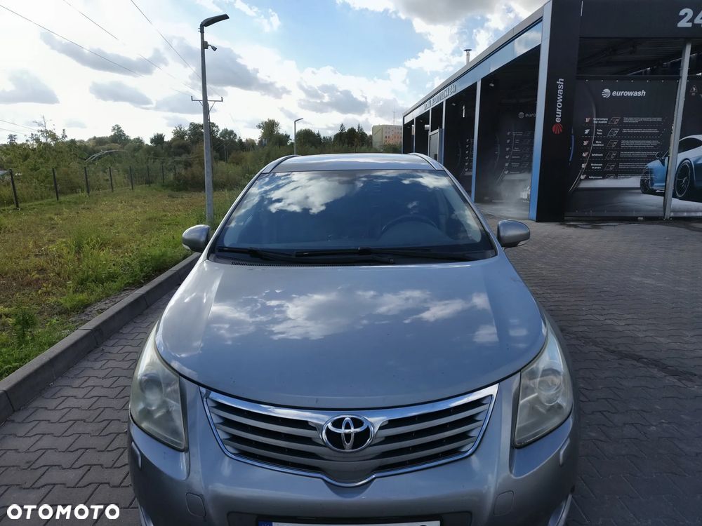 Toyota Avensis - 7