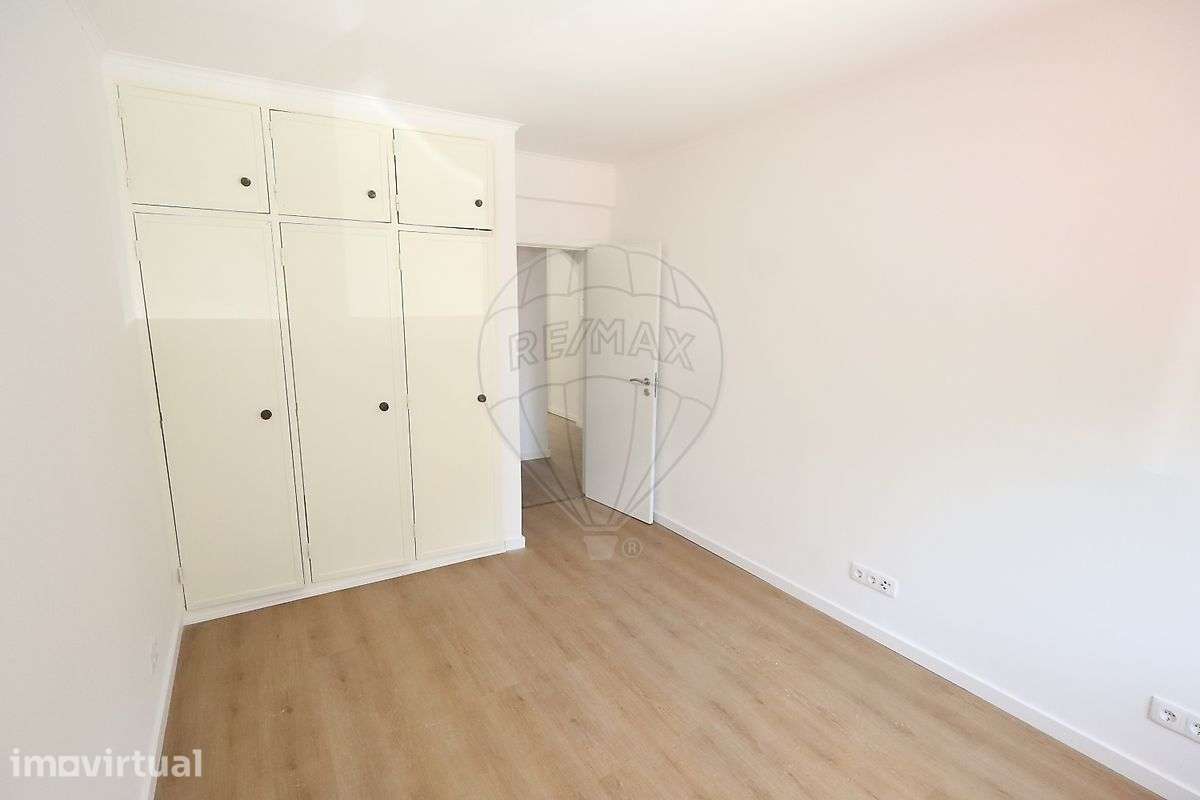Apartamento T2 para arrendamento - Grande imagem: 4/11