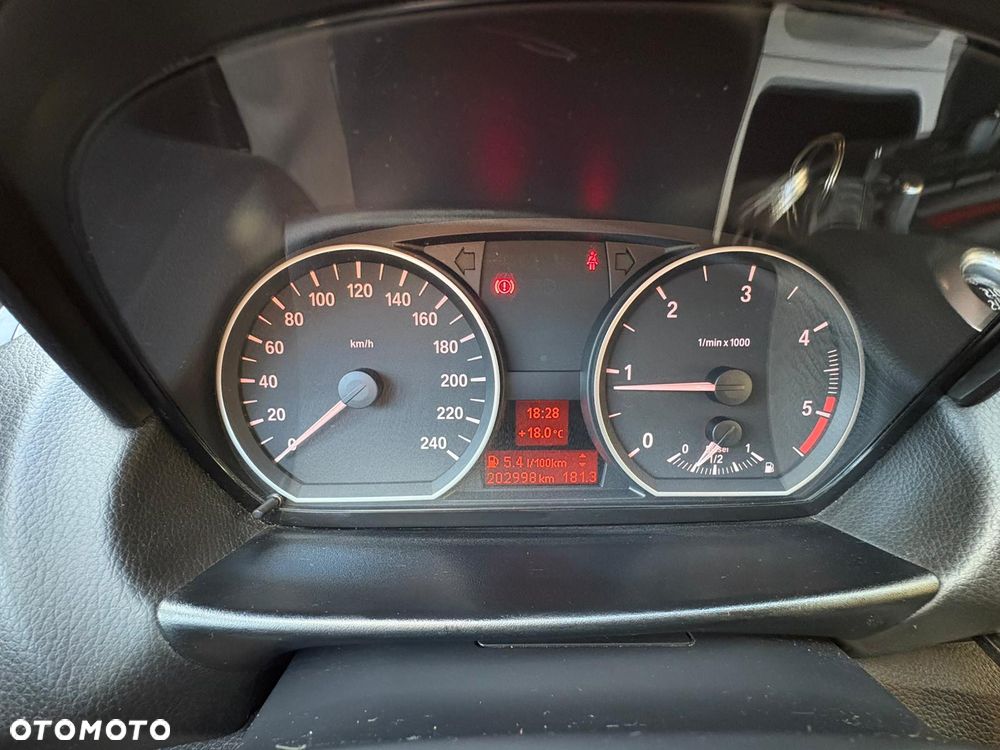 BMW Seria 1 116d - 12