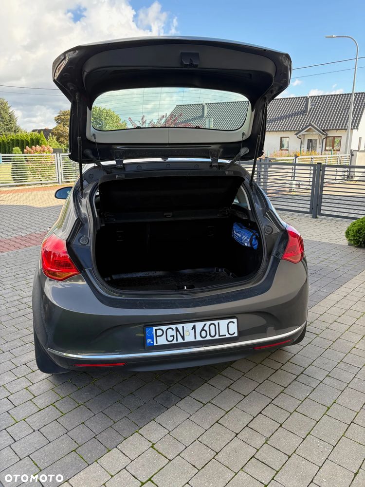 Opel Astra 1.6 Active - 11