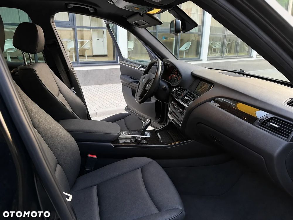 BMW X3 xDrive28i Sport-Aut xLine - 19
